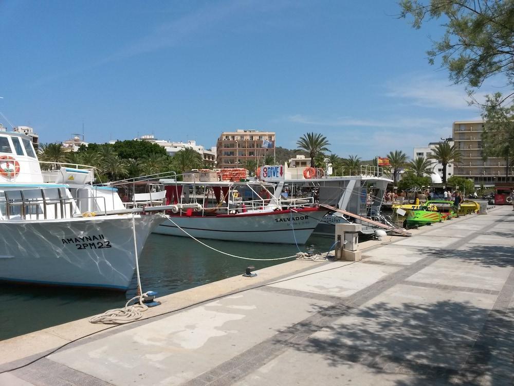 Hotel The Red By Ibiza Feeling - Adults Only Sant Antoni de Portmany
